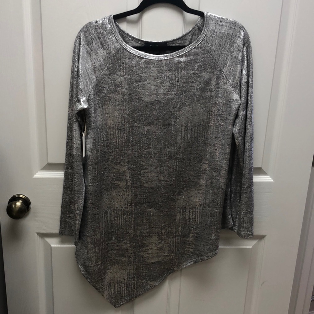 Karen Kane Metallic Silver Tunic Top